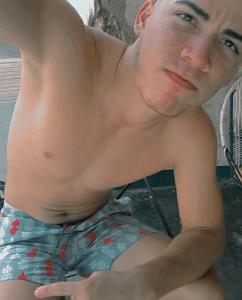 602422836: Chico busca chica en Valencia