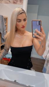 663747451: Chica busca chico en Almería
