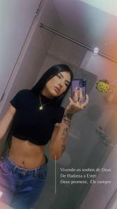 631961178: Chica busca chico en Tarragona