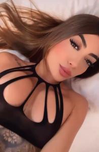 632454039: Chica busca chico en Barcelona