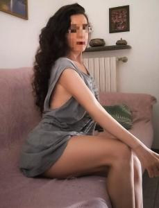 613354838: Chica busca chico en Sevilla