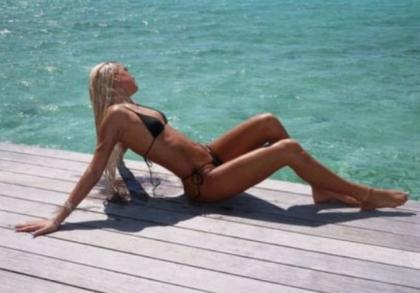 743071903: Chica busca chico en La Coruña