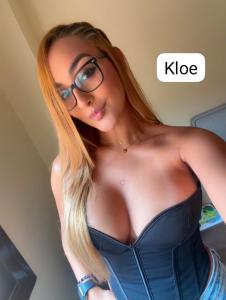 634811240: Chica busca chico en Cádiz