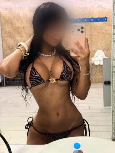 622185145: Chica busca chico en Orense