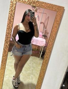 631881639: Chica busca chico en Cáceres