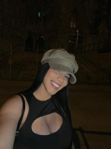 624894414: Chica busca chico en Barcelona