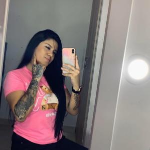 613761809: Chica busca chico en Madrid