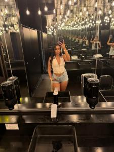 643887854: Chica busca chico en Asturias