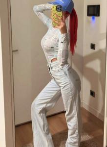 742080146: Chica busca chico en Gerona