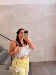 662063017: Chica busca chico en Valencia