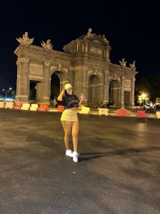 643890544: Chica busca chico en Asturias
