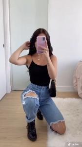 675313767: Chica busca chico en Sevilla