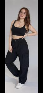 647163074: Chica busca chico en Málaga