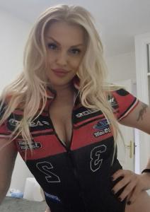 632689014: Chica busca chico en Almería