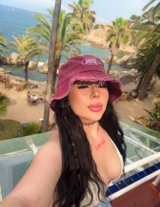 603357624: Chica busca chico en Gerona