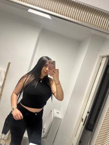 654725292: Chica busca chico en Cantabria