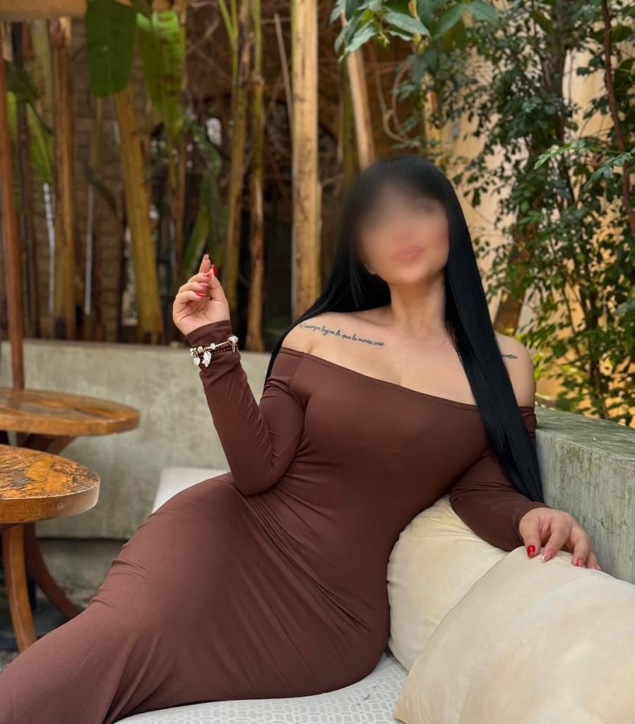 745087174: Chica busca chico en Pontevedra