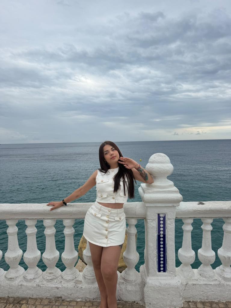 Chica busca chico en Mallorca: 