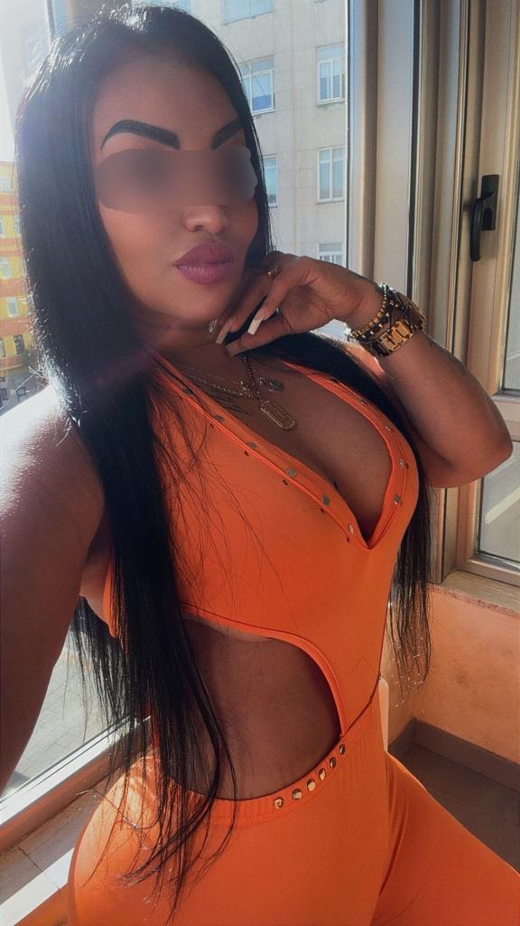 614744979: Chica busca chico en Cádiz