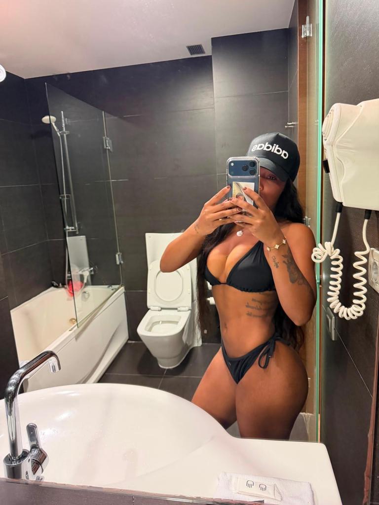 633744902: Chica busca chico en Mallorca