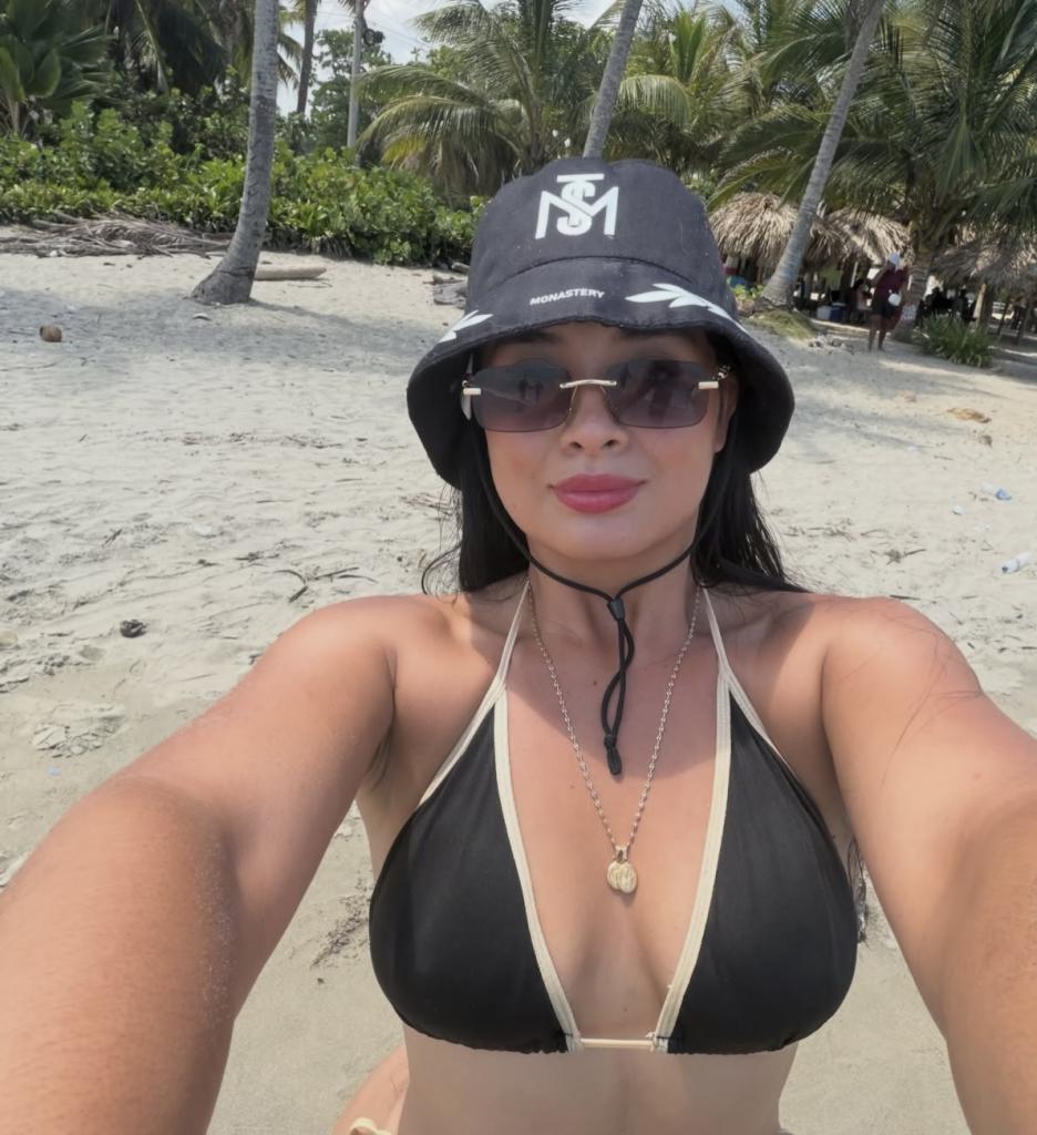 Chica busca chico en Almería: 