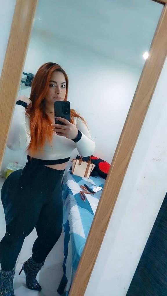 671783965: Chica busca chico en Barcelona