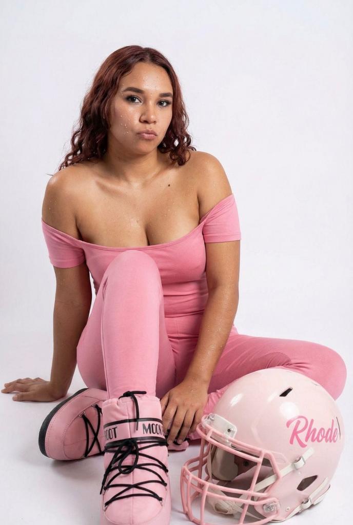 612498144: Chica busca chico en Almería