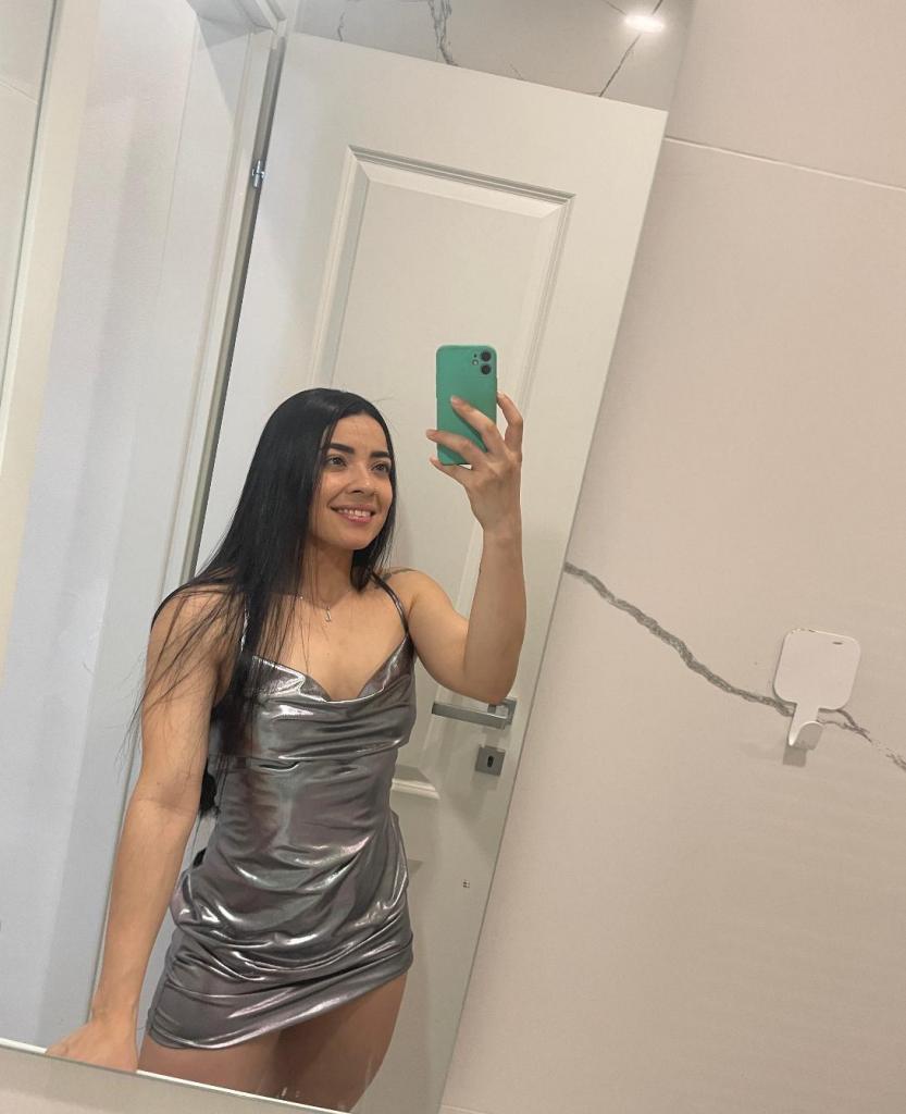 617193269: Chica busca chico en Castellón