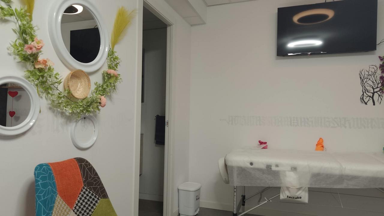 624277270: Chica busca chico en Zaragoza