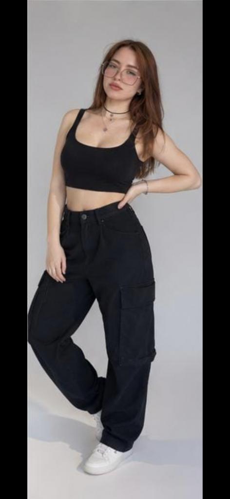 647163074: Chica busca chico en Málaga