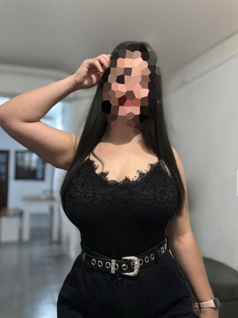 Chica busca chico en Huelva: 