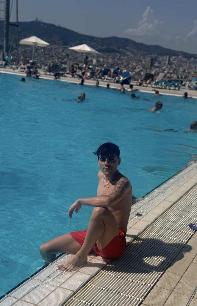 600436850: Chico busca chica en Barcelona