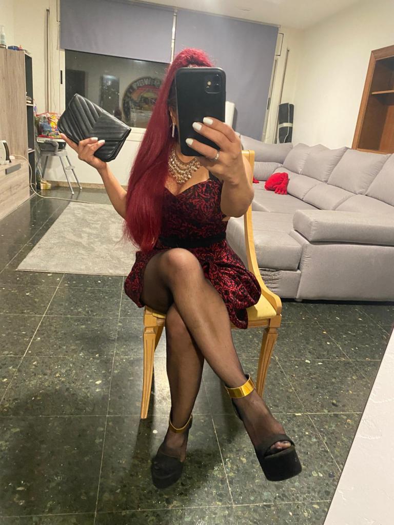 Chica busca chico en Barcelona: 