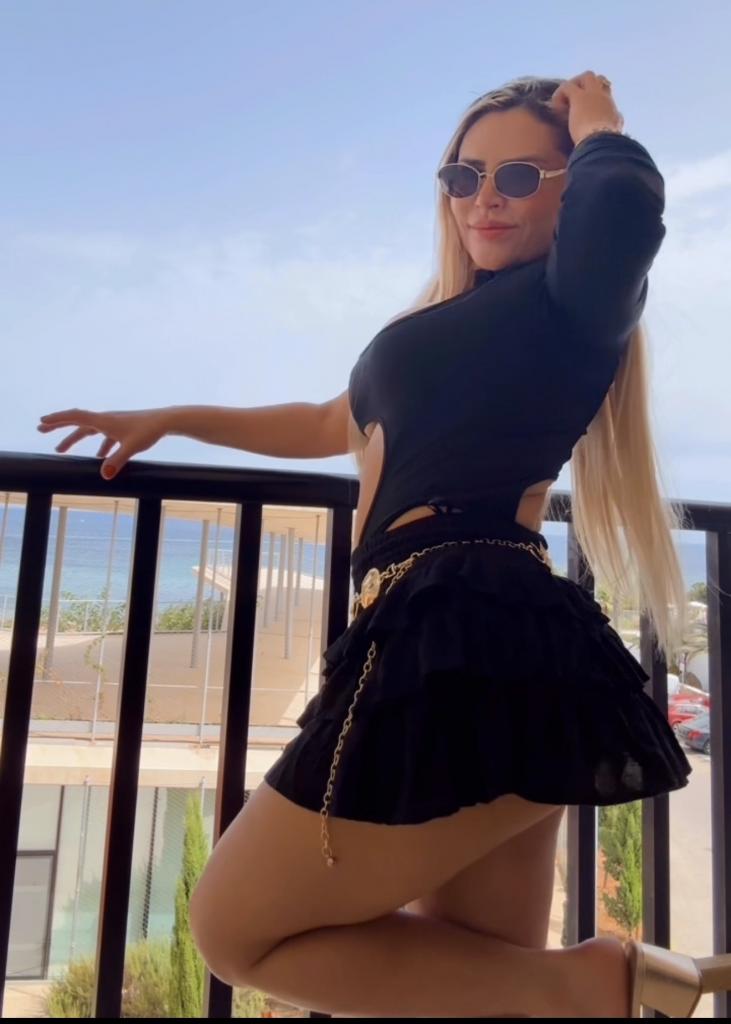 677832202: Chica busca chico en Las Palmas