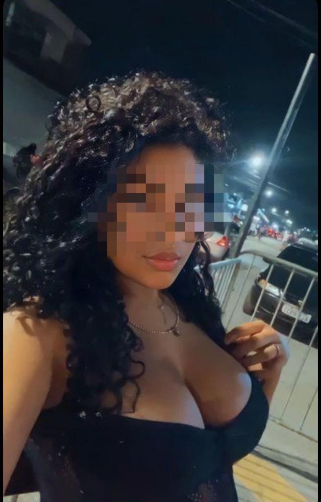 Chica busca chico en La Coruña: 