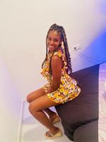 697389725: Chica busca chico en Alicante