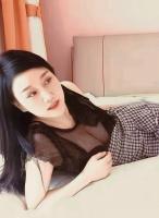 688162996: Chica busca chico en Barcelona