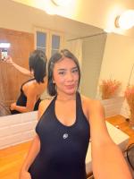 631137410: Chica busca chico en Barcelona