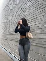 675313767: Chica busca chico en Sevilla