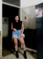 604211518: Chica busca chico en Almería