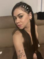 613115840: Chica busca chico en Gerona