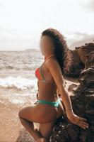 693985638: Chica busca chico en Barcelona