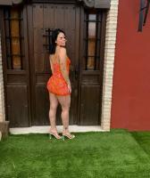 661121893: Chica busca chico en Sevilla