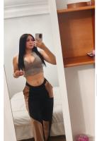 627513249: Chica busca chico en Barcelona