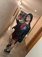 614890441: Chica busca chico en Asturias