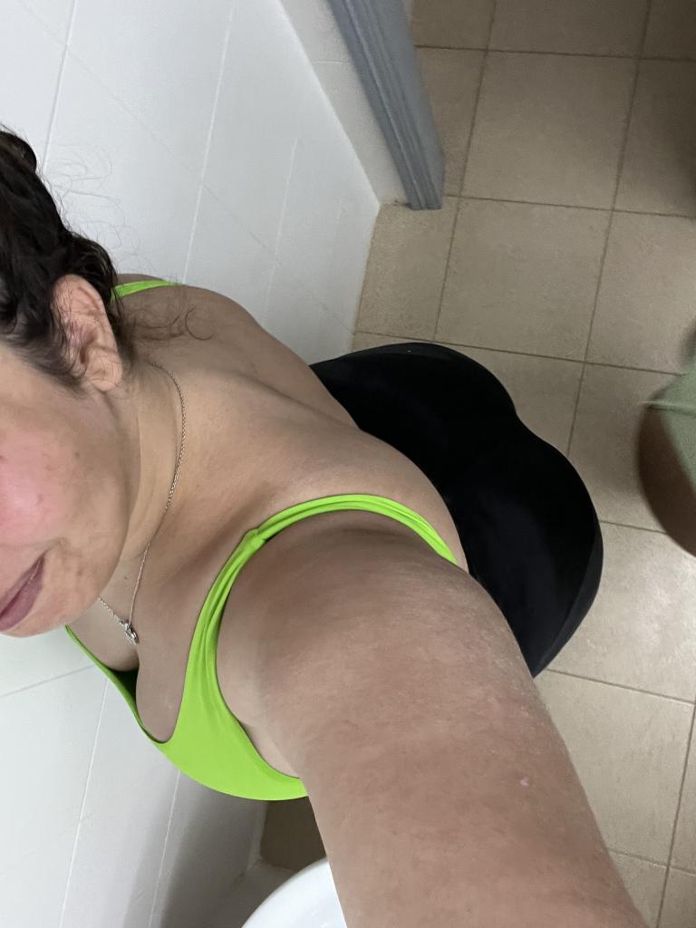 Chica busca chico en Almería: 