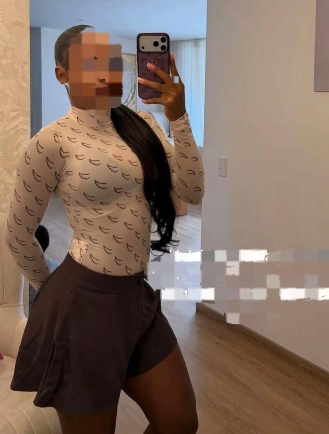 Chica busca chico en Gerona: 