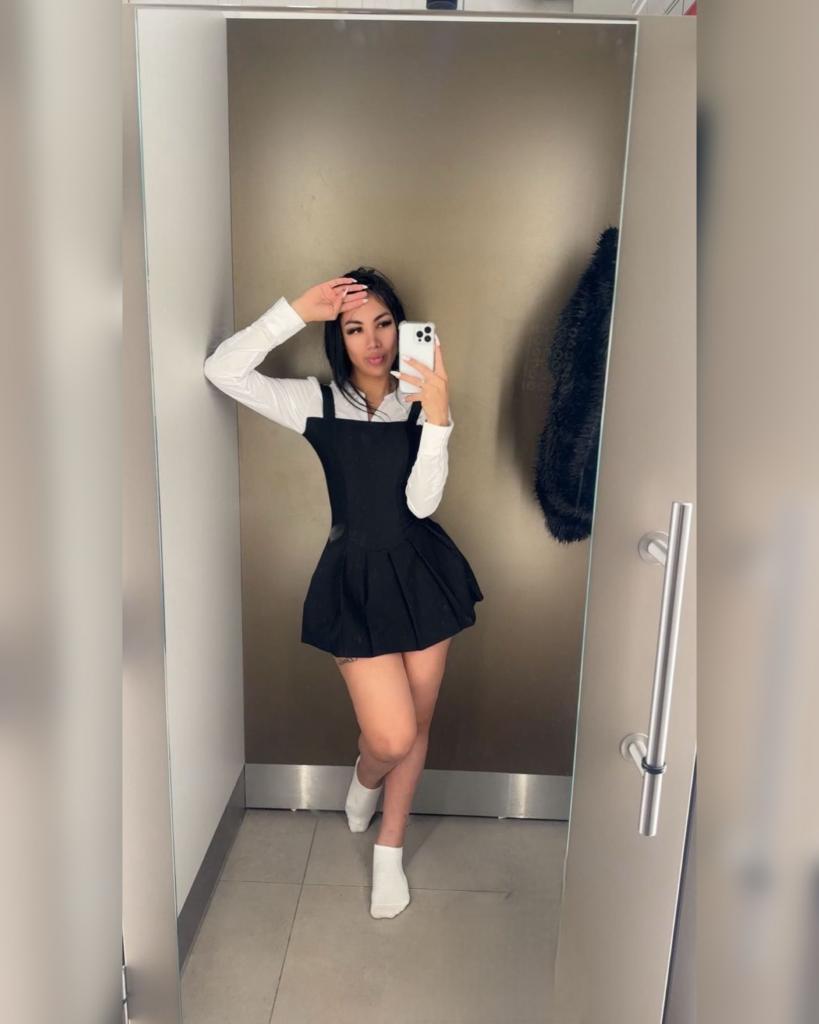 605634708: Transexual en Barcelona