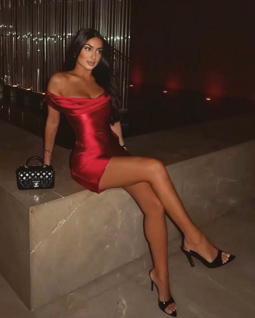 661651092: Chica busca chico en Málaga
