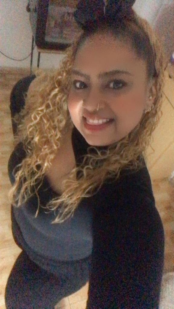 614705588: Chica busca chico en Murcia